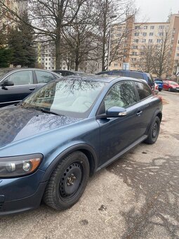 Volvo C30 2.4D (2007, automat) - 8