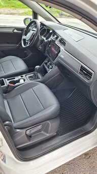 Volkswagen Touran - 8