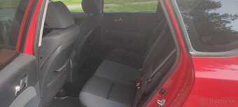 Hyundai i30 kombi, 1.6 crdi, rok 2010 - 8