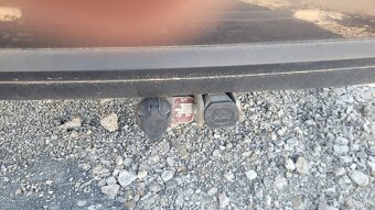 VW Passat Variant B6 / 2,0 TDI CR 103Kw, M6 r.v. 2008 - 8