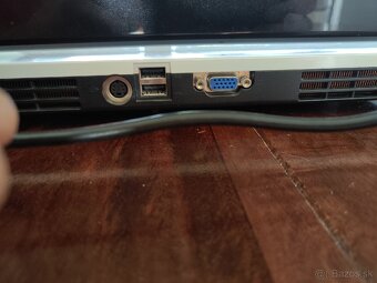 Predam Toshiba Qosmio G40-129 - 8