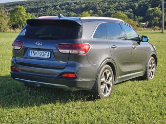Kia Sorento 2016 2,2CRDI 4x4 šedá tm.metalíza, AUTOMAT - 8