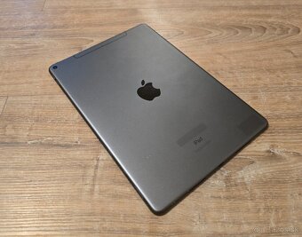 Apple iPad Air 3 64GB Cellular - 8