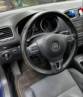 Volkswagen Golf VI 1.6 TDI Comfortline - 8
