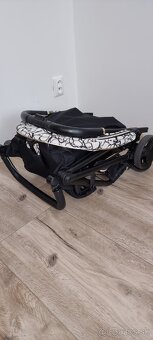 Kočík Peg Perego Selfie Graphic Gold - 8