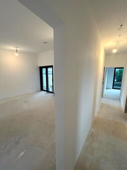 NOVOSTAVBA bungalovu v Slovenskom Grobe na predaj - 8