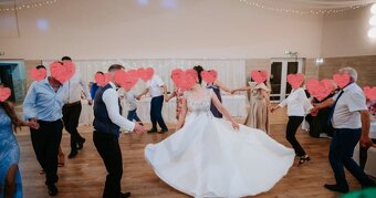 Korálkové svadobné šaty - 8