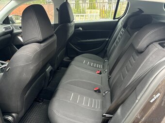 Peugeot 308 1.6 e-HDi Allure - 8