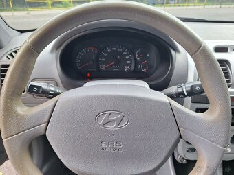 Hyundai Accent - 8