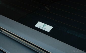 Porsche 911 (997) Carrera S 3.8 - 8