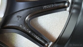 Tesla model 3 highland R18 zimne nove - 8