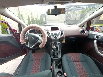 Ford Fiesta - 8