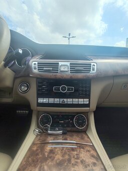 Mercedes Benz CLS350 Shooting brake - 8
