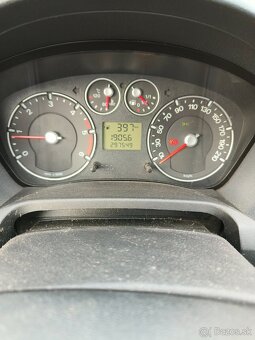 Ford fiesta 1.4 TDCi - 8