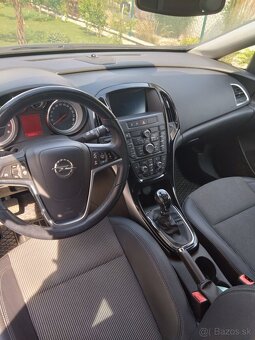 Opel Astra - 8