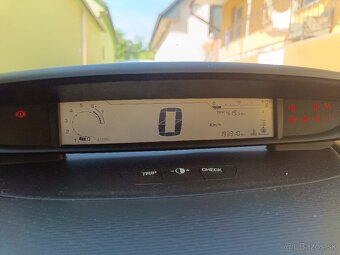 Citroen C4 - 8