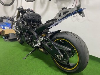 Predám Suzuki GSX-R 1000 K8 - na náhradné diely - 8