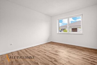 ALL INCLUSIVE | NA PREDAJ 3-IZBOVÝ RD (ČASŤ DVOJDOMU), ORECH - 8