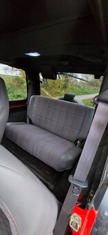 Jeep Wrangler 2.5 - 8