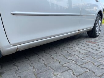 Mazda 6 Combi (Wagon) 6 2.0 - 8
