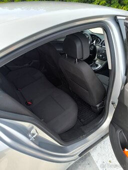 Predám Opel Insignia - 8