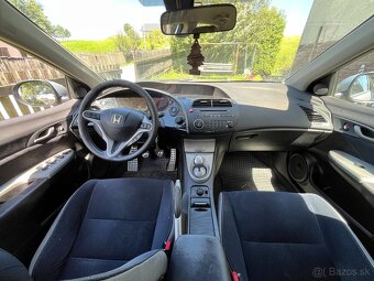 Honda Civic 2.2 CTDi - 8