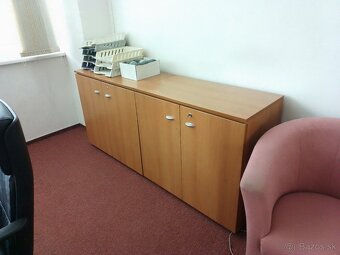 Kancelársky nábytok - 8