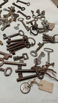 Staré kľúče... starožitné.. - 8