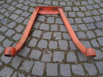 Belarus MTZ traktor bager podvozok - 8