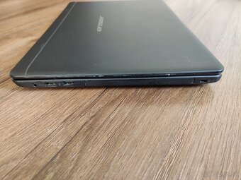 Herný notebook medion i5-6200u/Gtx950m 4Gb 8/128Gb - 8