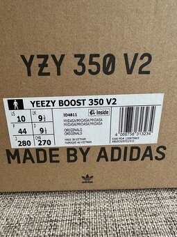 YEEZY BOOST 350 V2 - 8