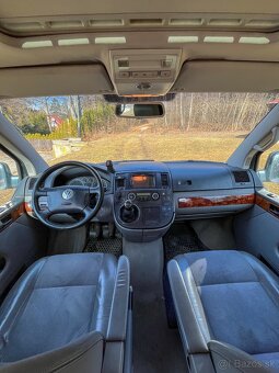 VW Multivan 2004 - 8
