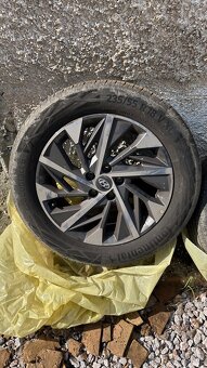 Predam Hyundai Tucson 1,6 T-Gdi, 4x4, Style - 10/2021 - 8