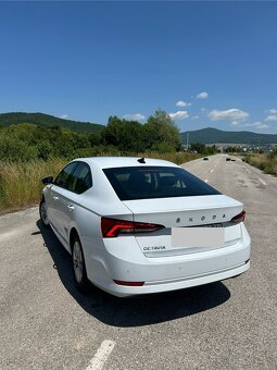 Škoda Octavia 2.0 TDI - 8