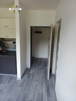 Na predaj 1-izbový byt na 5 poschodí - 8