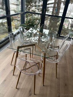 Jedálenský stôl - 8