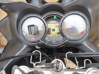 Suzuki DL 650 V-strom - 8