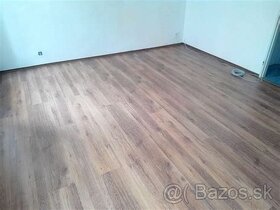 Pokládka podlahy - laminát, vinyl, kompozit, drevo. - 8