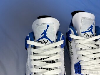 Jordan Retro 4 Motorsports (2017) - 8