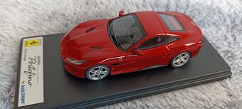 Predám model Ferrari Portofino 1:43 Looksmart - 8
