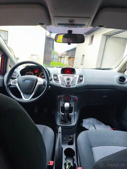 Ford fiesta - 8
