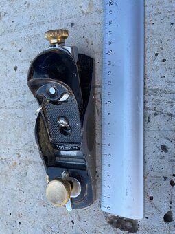 Predám malý hoblik STANLEY - 8