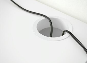 Stôl Ikea Micke - 8