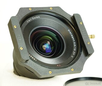 Carl Zeiss Distagon 2,8 15mm ZF.2 na Nikon F . orig. uprava - 8