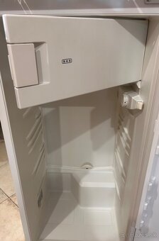 Vstavaná chladnička s mrazničkou - 8