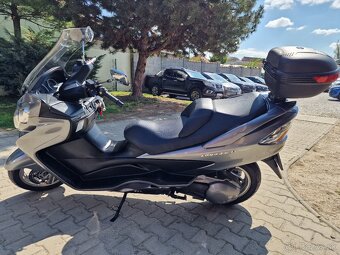 Suzuki Burgman AN 400 34k (benzín) - 8