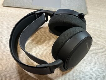 SteelSeries Arctis 7+ Wireless - 8