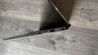 Dell Latitude 7400 2in1 LTE - 8