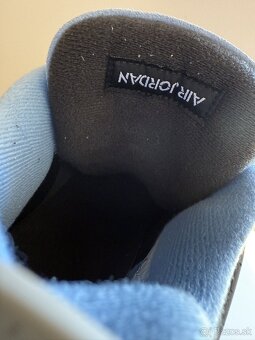 Jordan 4 University Blue - 8