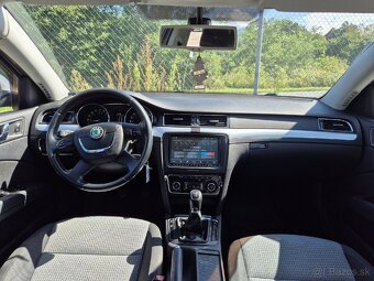 Škoda Superb TDi Combi 2013 - 8